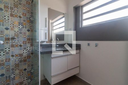 Banheiro do quarto 1 de casa à venda com 3 quartos, 170m² em Jardim da Gloria, São Paulo