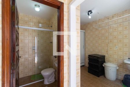 Casa à venda com 170m², 3 quartos e 2 vagasÁrea de serviço