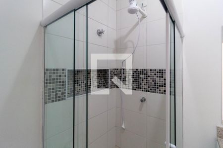 Casa à venda com 170m², 3 quartos e 2 vagasBanheiro