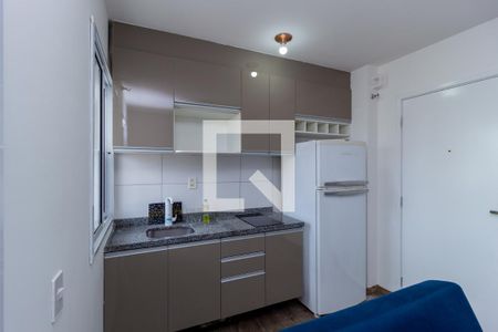 Cozinha de apartamento para alugar com 1 quarto, 27m² em Brás, São Paulo