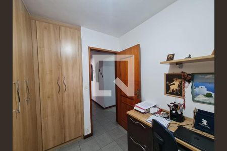 Casa à venda com 161m², 3 quartos e 2 vagas Casa à venda com 161m², 3 quartos e 2 vagasQuarto 3