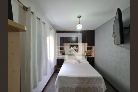 Casa à venda com 161m², 3 quartos e 2 vagas Casa à venda com 161m², 3 quartos e 2 vagasSuíte