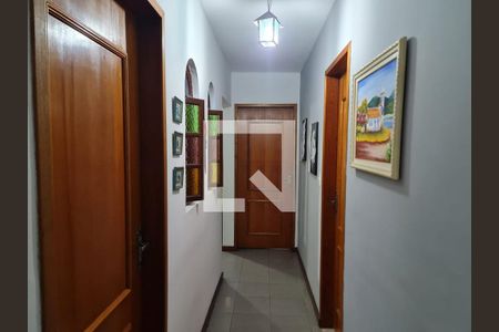Corredor de casa à venda com 3 quartos, 161m² em Vila Carioca, Guarulhos