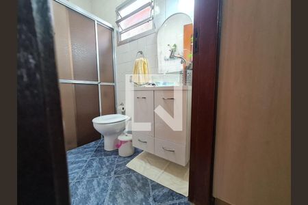 Casa à venda com 161m², 3 quartos e 2 vagas Casa à venda com 161m², 3 quartos e 2 vagasBanheiro da Suíte