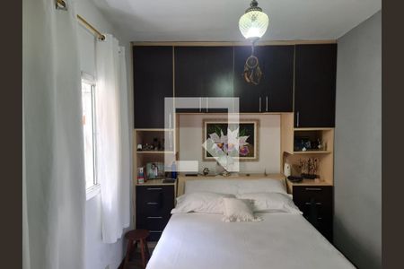 Casa à venda com 161m², 3 quartos e 2 vagas Casa à venda com 161m², 3 quartos e 2 vagasSuíte