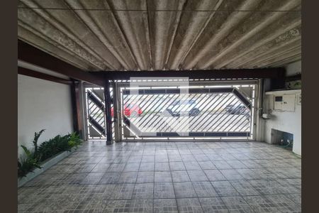Casa à venda com 161m², 3 quartos e 2 vagas Casa à venda com 161m², 3 quartos e 2 vagasGaragem
