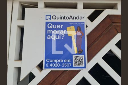 Casa à venda com 161m², 3 quartos e 2 vagas Casa à venda com 161m², 3 quartos e 2 vagasPlaquinha