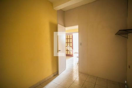 Casa à venda com 200m², 3 quartos e 2 vagas Casa à venda com 200m², 3 quartos e 2 vagasQuarto - Edicola