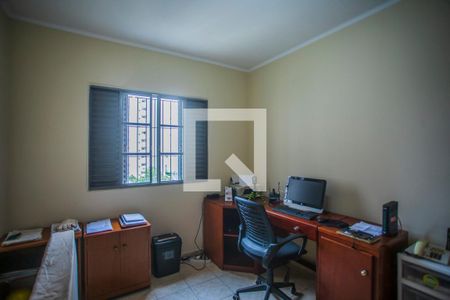 Casa à venda com 200m², 3 quartos e 2 vagas Casa à venda com 200m², 3 quartos e 2 vagasQuarto 3