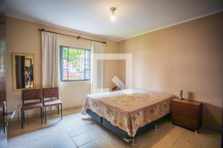 Casa à venda com 200m², 3 quartos e 2 vagas Casa à venda com 200m², 3 quartos e 2 vagasSuíte