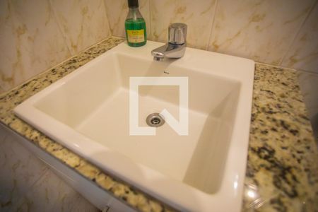 Casa à venda com 200m², 3 quartos e 2 vagas Casa à venda com 200m², 3 quartos e 2 vagasBanheiro 2 - Torneira