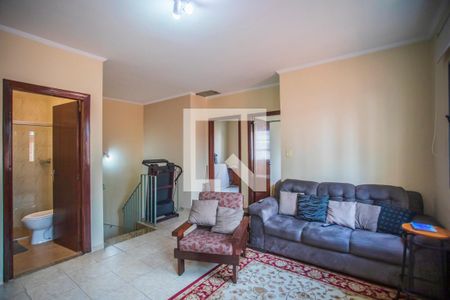 Casa à venda com 200m², 3 quartos e 2 vagas Casa à venda com 200m², 3 quartos e 2 vagasSala de Tv