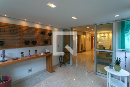 Varanda de apartamento à venda com 3 quartos, 140m² em Santo Antônio, Belo Horizonte