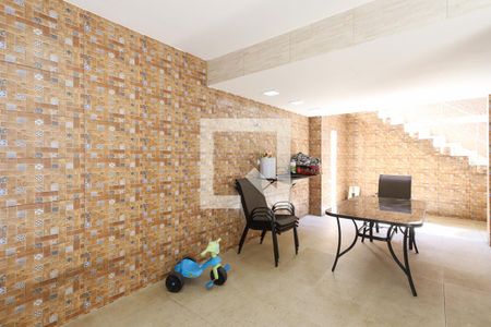 Casa à venda com 205m², 3 quartos e 3 vagasVaranda gourmet