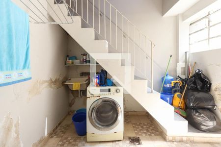 Casa à venda com 205m², 3 quartos e 3 vagasLavanderia