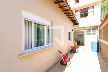 Casa à venda com 205m², 3 quartos e 3 vagasQuintal