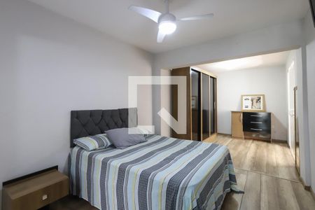 Casa à venda com 205m², 3 quartos e 3 vagasSuíte