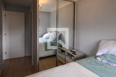 Quarto 1 de apartamento para alugar com 2 quartos, 54m² em Vila Moraes, São Paulo