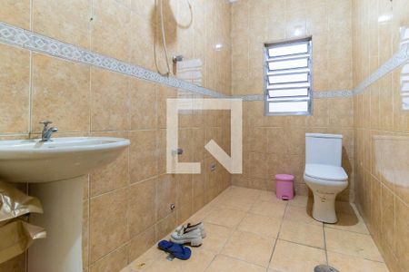 Banheiro da Suíte de casa à venda com 3 quartos, 320m² em Parque Cruzeiro do Sul, São Paulo