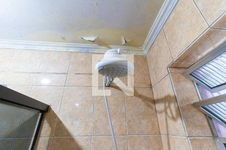 Casa à venda com 320m², 3 quartos e 2 vagas Casa à venda com 320m², 3 quartos e 2 vagasChuveiro