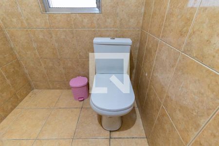 Casa à venda com 320m², 3 quartos e 2 vagas Casa à venda com 320m², 3 quartos e 2 vagasBanheiro da Suíte