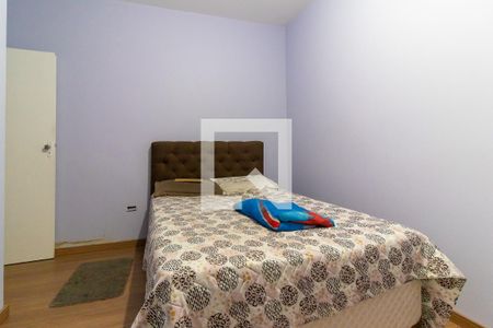 Casa à venda com 320m², 3 quartos e 2 vagas Casa à venda com 320m², 3 quartos e 2 vagasQuarto 3