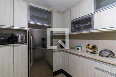 Casa à venda com 320m², 3 quartos e 2 vagas Casa à venda com 320m², 3 quartos e 2 vagasCozinha - Armários