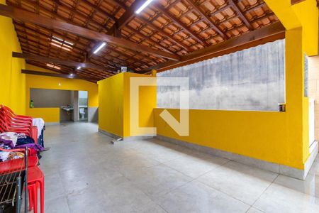 Casa à venda com 320m², 3 quartos e 2 vagas Casa à venda com 320m², 3 quartos e 2 vagasSalão de Festas