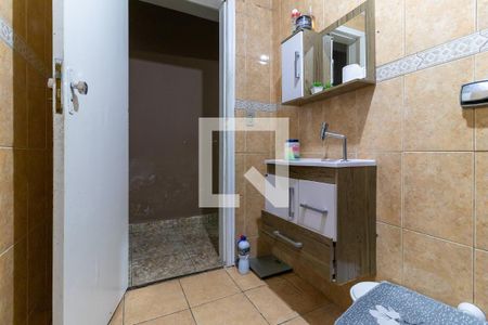 Casa à venda com 320m², 3 quartos e 2 vagas Casa à venda com 320m², 3 quartos e 2 vagasBanheiro 3