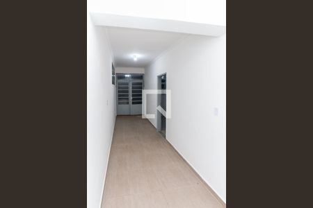 Casa para alugar com 150m², 4 quartos e 2 vagas Casa para alugar com 150m², 4 quartos e 2 vagasCorredor