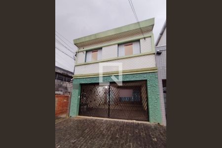 Casa para alugar com 150m², 4 quartos e 2 vagas Casa para alugar com 150m², 4 quartos e 2 vagasFachada