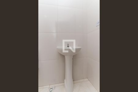 Casa para alugar com 150m², 4 quartos e 2 vagas Casa para alugar com 150m², 4 quartos e 2 vagasBanheiro 1