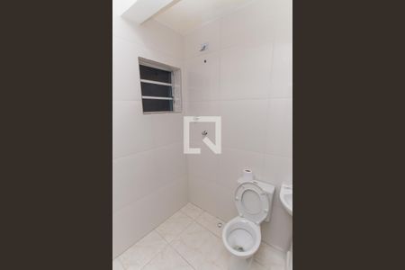 Casa para alugar com 150m², 4 quartos e 2 vagas Casa para alugar com 150m², 4 quartos e 2 vagasBanheiro 2