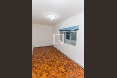 Casa para alugar com 150m², 4 quartos e 2 vagas Casa para alugar com 150m², 4 quartos e 2 vagasQuarto 1