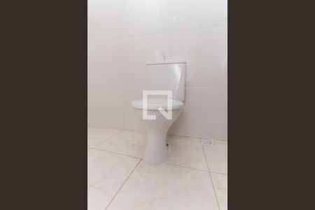 Casa para alugar com 150m², 4 quartos e 2 vagas Casa para alugar com 150m², 4 quartos e 2 vagasBanheiro 1