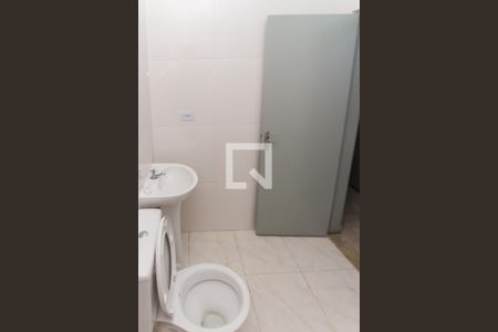 Casa para alugar com 150m², 4 quartos e 2 vagas Casa para alugar com 150m², 4 quartos e 2 vagasBanheiro 2