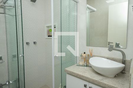 Casa à venda com 176m², 2 quartos e 3 vagasBanheiro Social