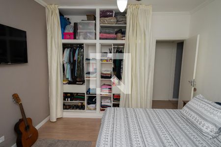 Casa à venda com 176m², 2 quartos e 3 vagasSuíte