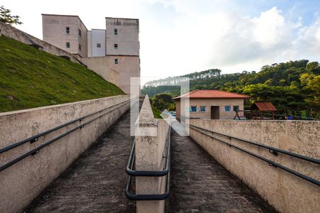 Apartamento para alugar com 45m², 2 quartos e 1 vagaÁrea comum - Rampas de acesso