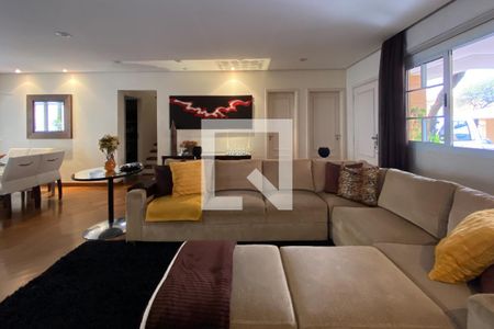 Sala de casa para alugar com 4 quartos, 300m² em Jardim Sao Caetano, São Caetano do Sul