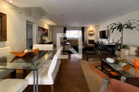 Sala de Jantar de casa para alugar com 4 quartos, 300m² em Jardim Sao Caetano, São Caetano do Sul