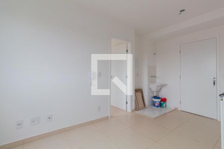 Sala/Cozinha/Área de Serviço de apartamento para alugar com 1 quarto, 24m² em Vila Nova das Belezas, São Paulo