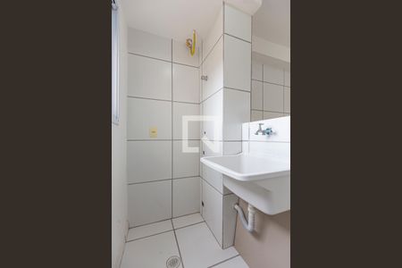 Apartamento para alugar com 48m², 2 quartos e 1 vaga Apartamento para alugar com 48m², 2 quartos e 1 vagaBanheiro