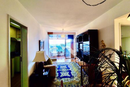 Sala  de apartamento à venda com 1 quarto, 70m² em Barra da Tijuca, Rio de Janeiro