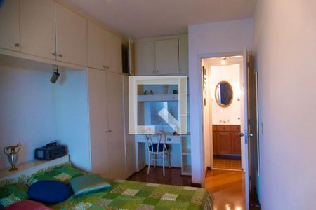 Apartamento à venda com 70m², 1 quarto e 1 vagaQuarto 