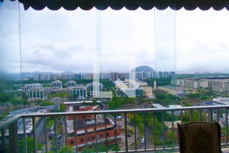 Sala vista  de apartamento à venda com 1 quarto, 70m² em Barra da Tijuca, Rio de Janeiro