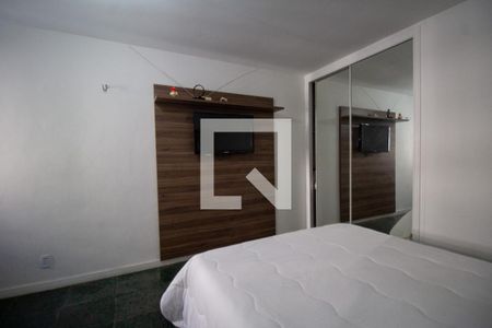 Apartamento à venda com 75m², 2 quartos e 2 vagasQuarto