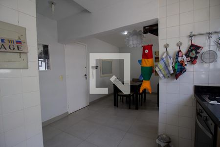 Apartamento à venda com 75m², 2 quartos e 2 vagasCozinha