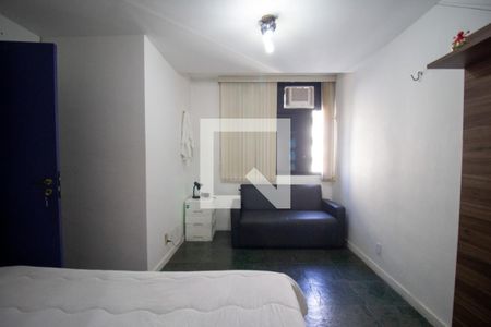 Apartamento à venda com 75m², 2 quartos e 2 vagasQuarto