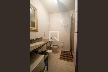 Apartamento à venda com 75m², 2 quartos e 2 vagasBanheiro Social